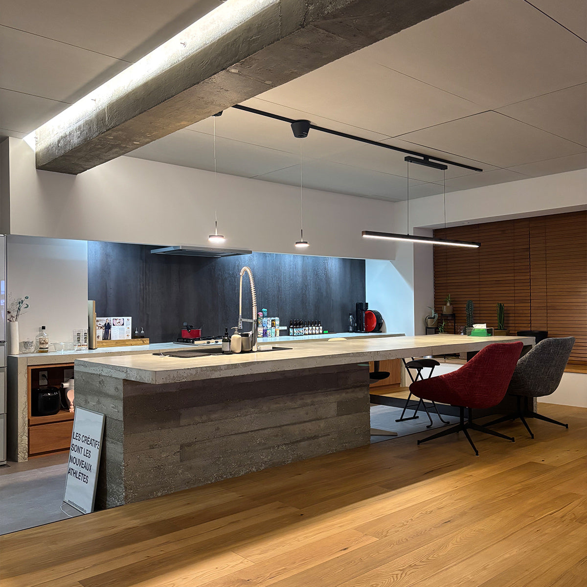 Core LED-pendant light 設置事例