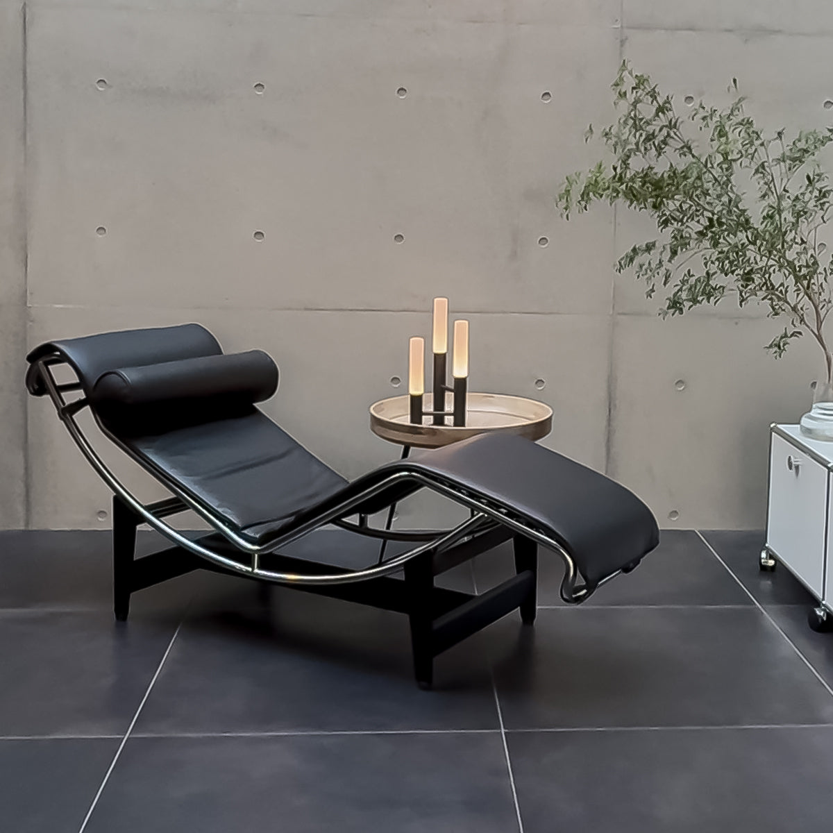 Candela 3 LED-table lamp 設置事例