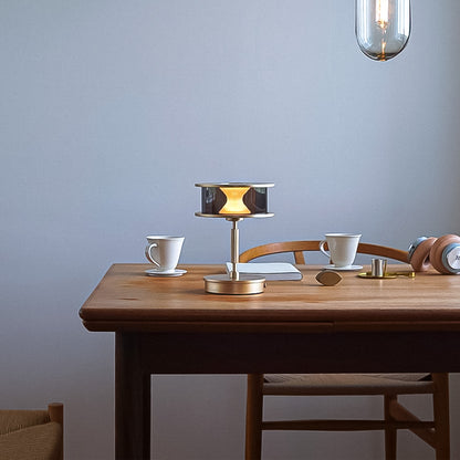Nocturne LED-table lamp 設置事例