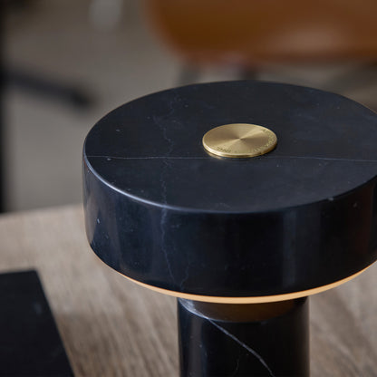Marble LED-table lamp ブラック