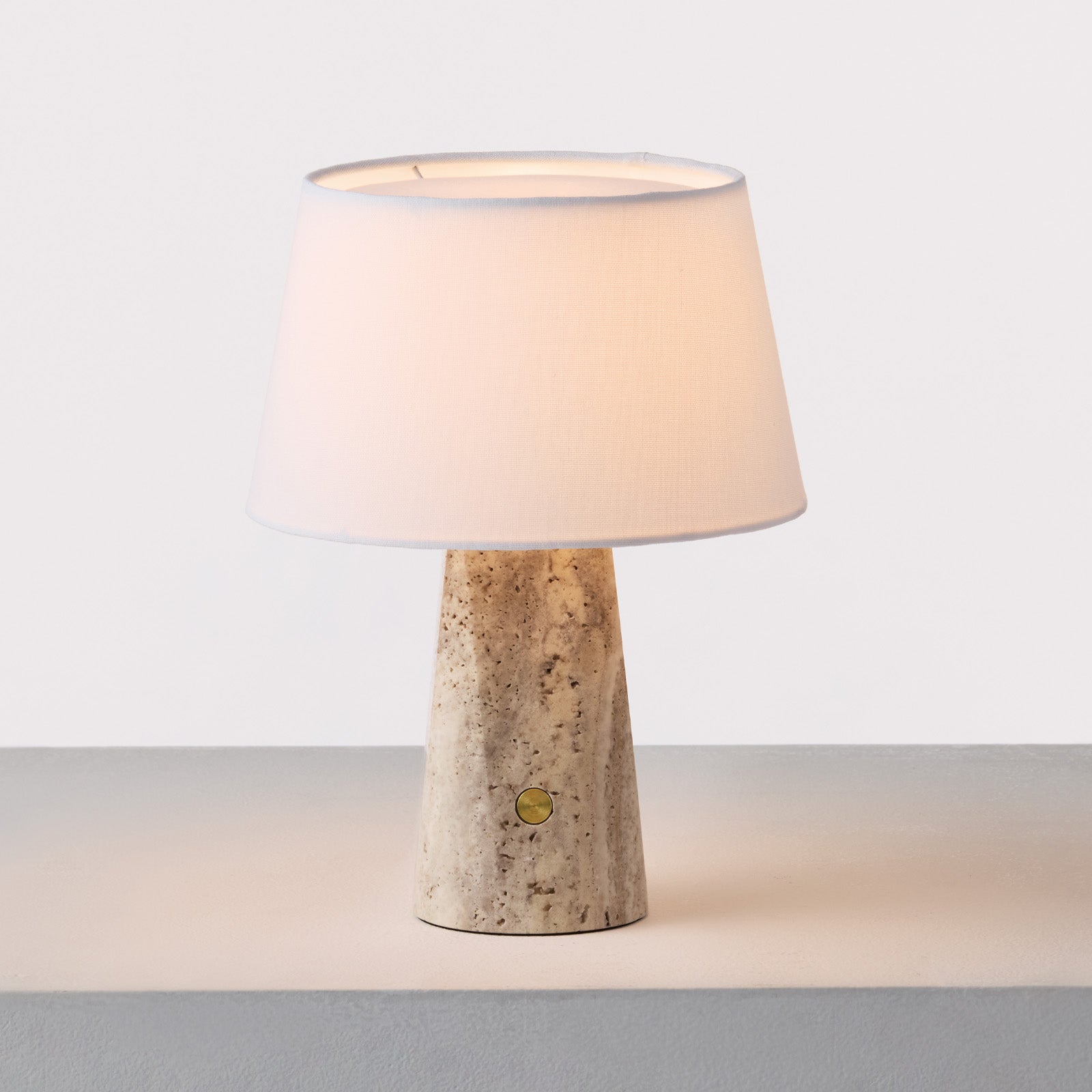 Echo-table lamp グレー 点灯時