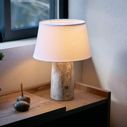Echo-table lamp