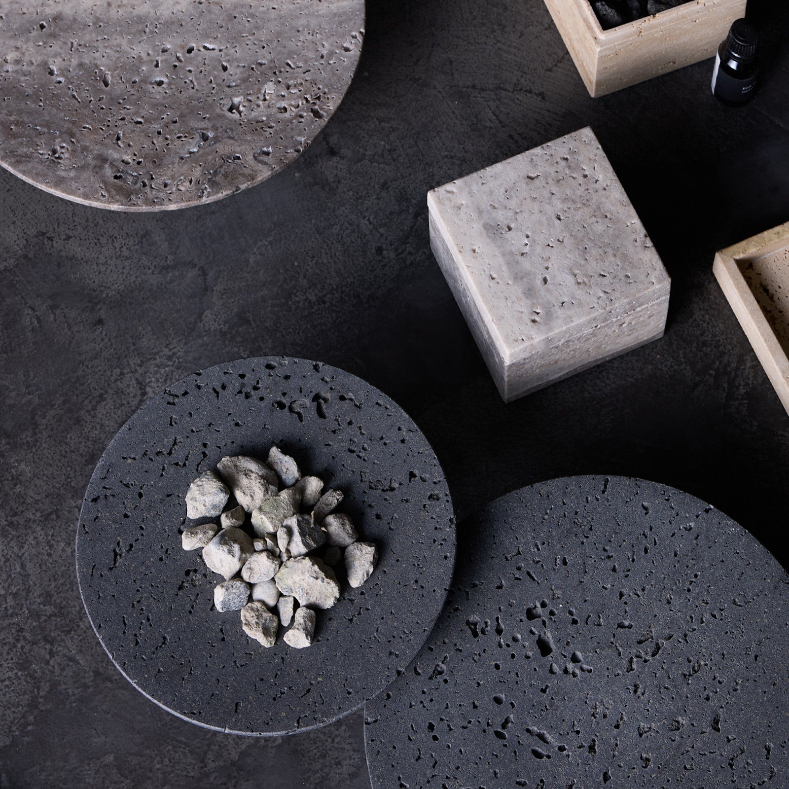Travertine-tray rectangle / box / circle base S / circle base L