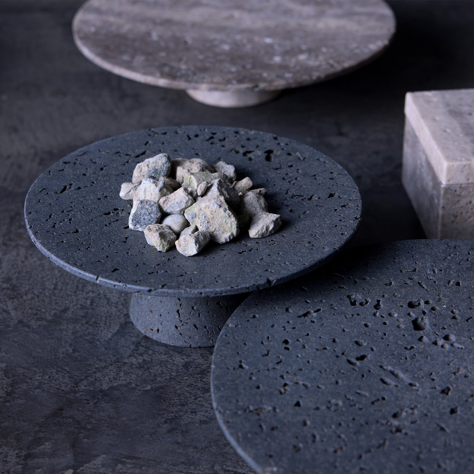 Travertine-tray circle base S / circle base L