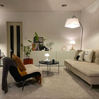 Espresso 3-living floor lamp / Monolith-table lamp 設置事例