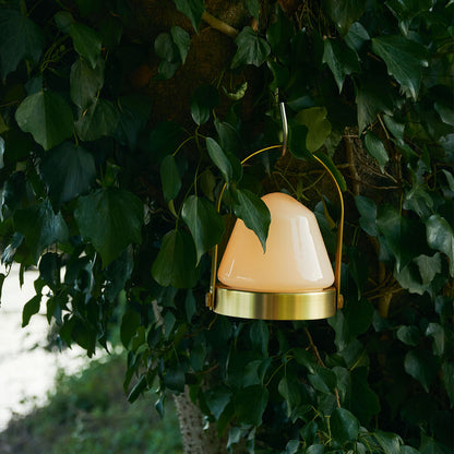 Caravan-LED lantern 2 吊り下げての使用も可能