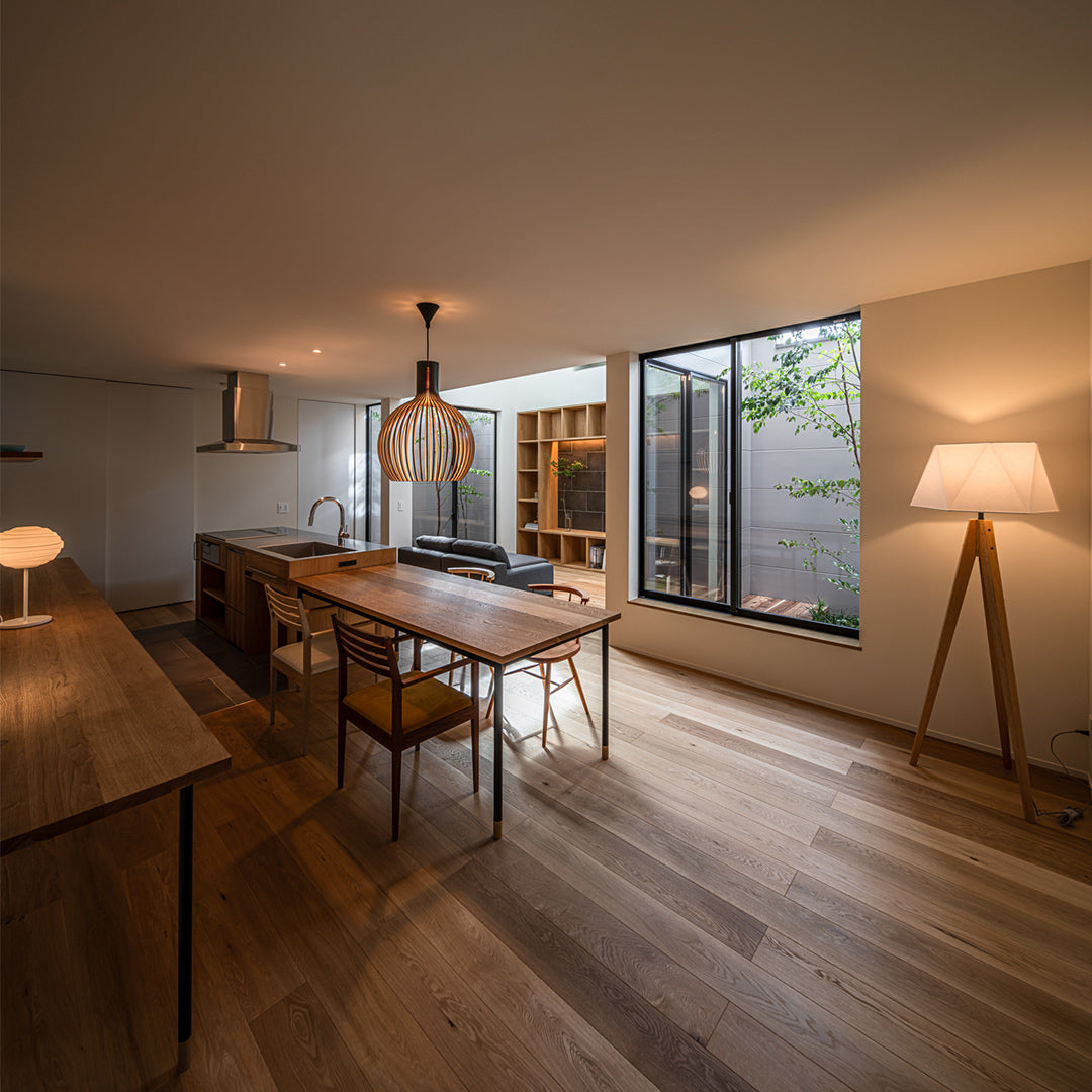 Espresso 2-floor lamp 設置事例